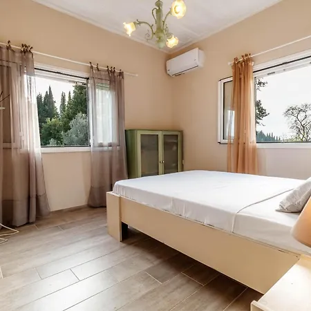 Pezouli, The Real Nature And Village Taste Ferienhaus