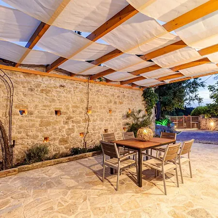 Pezouli, The Real Nature And Village Taste Ferienhaus *