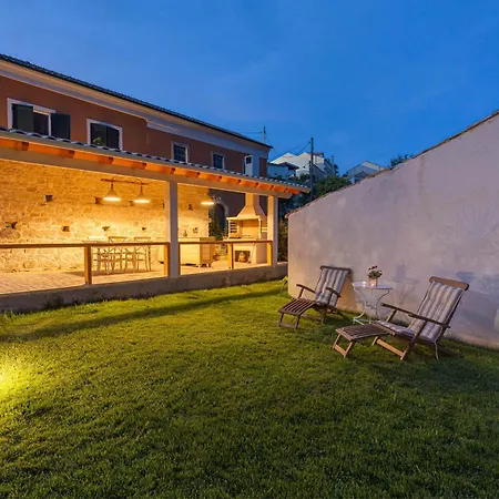 Ferienhaus Pezouli, The Real Nature And Village Taste *