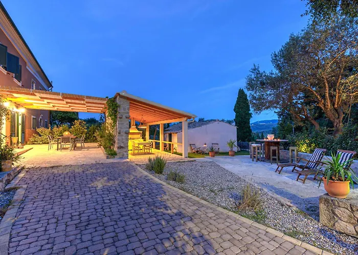 Pezouli, The Real Nature And Village Taste * Rachtades