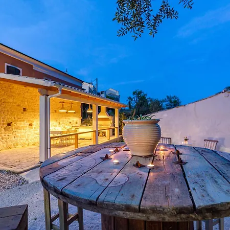 Pezouli, The Real Nature And Village Taste Holiday home