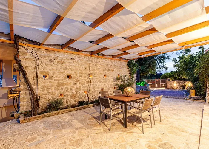 Pezouli, The Real Nature And Village Taste בית נופש *