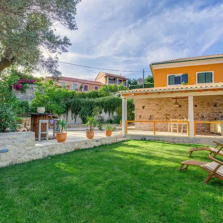 Pezouli, The Real Nature And Village Taste * Rachtades